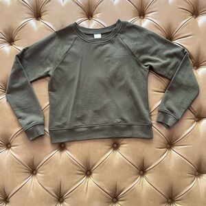 H&M sweatshirt, size xs, olive